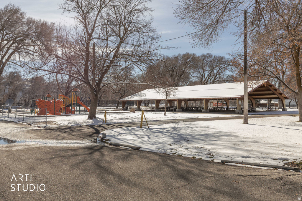 802 CANYON RD Ogden, UT 84404