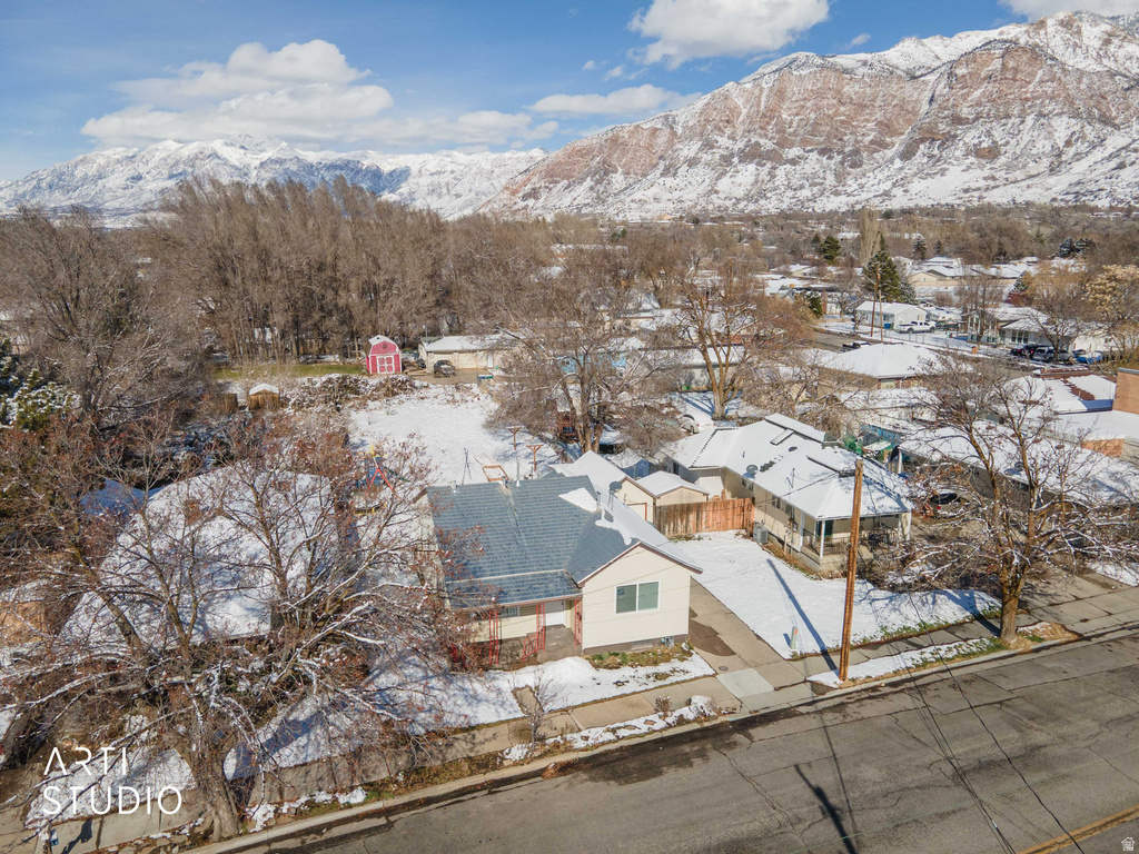 802 CANYON RD Ogden, UT 84404