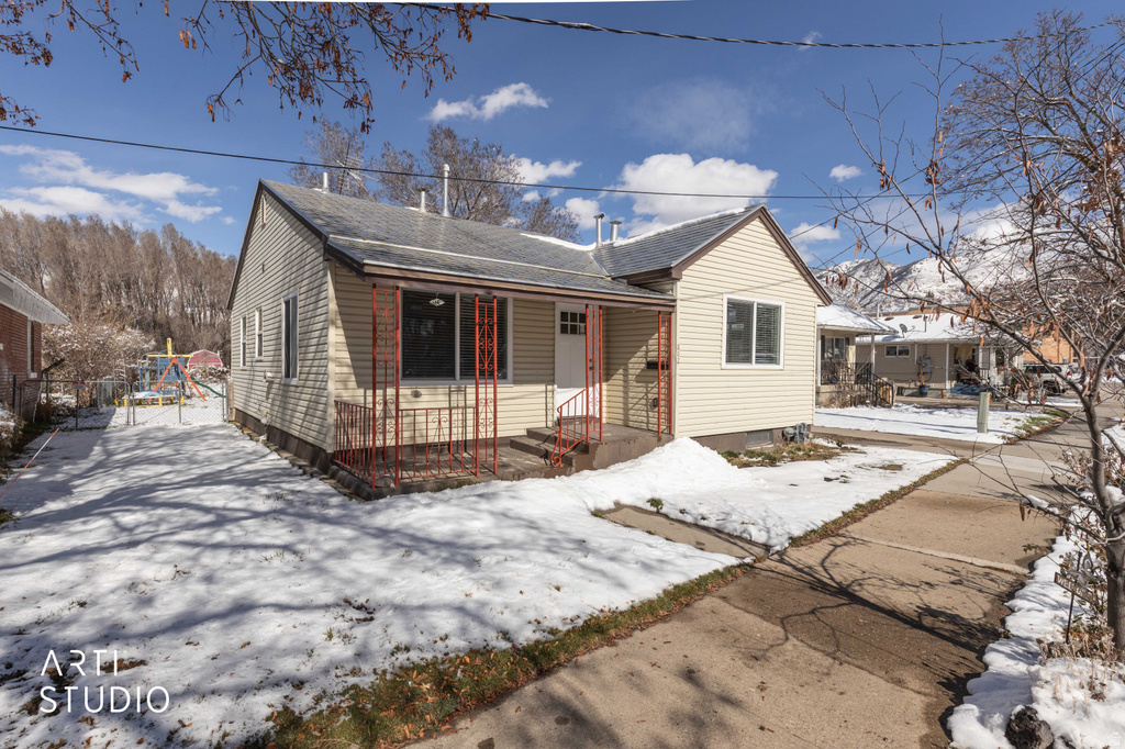 802 CANYON RD Ogden, UT 84404