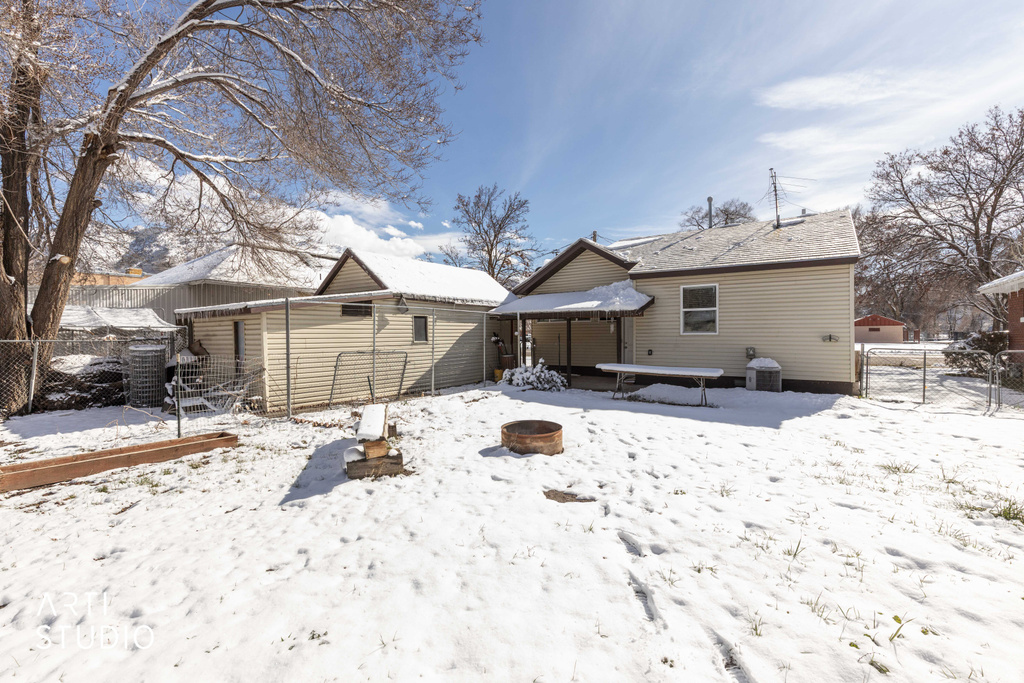 802 CANYON RD Ogden, UT 84404