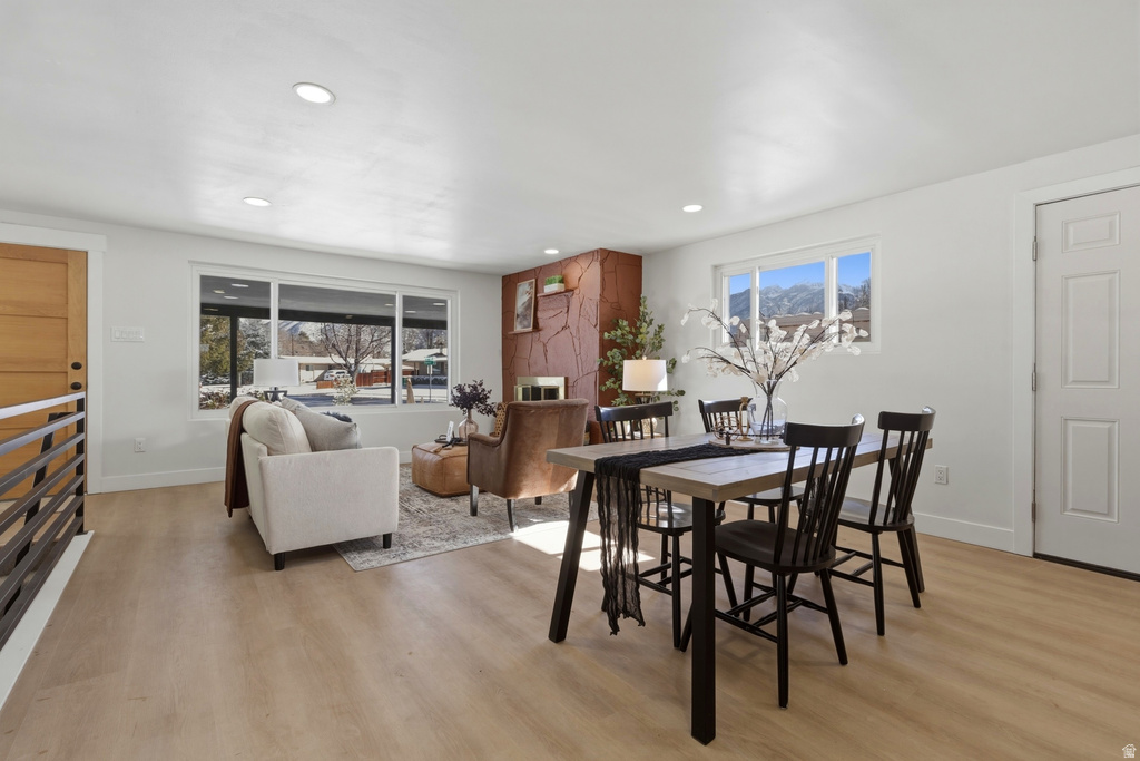 1358 E MAPLEWOOD DR Murray, UT 84121