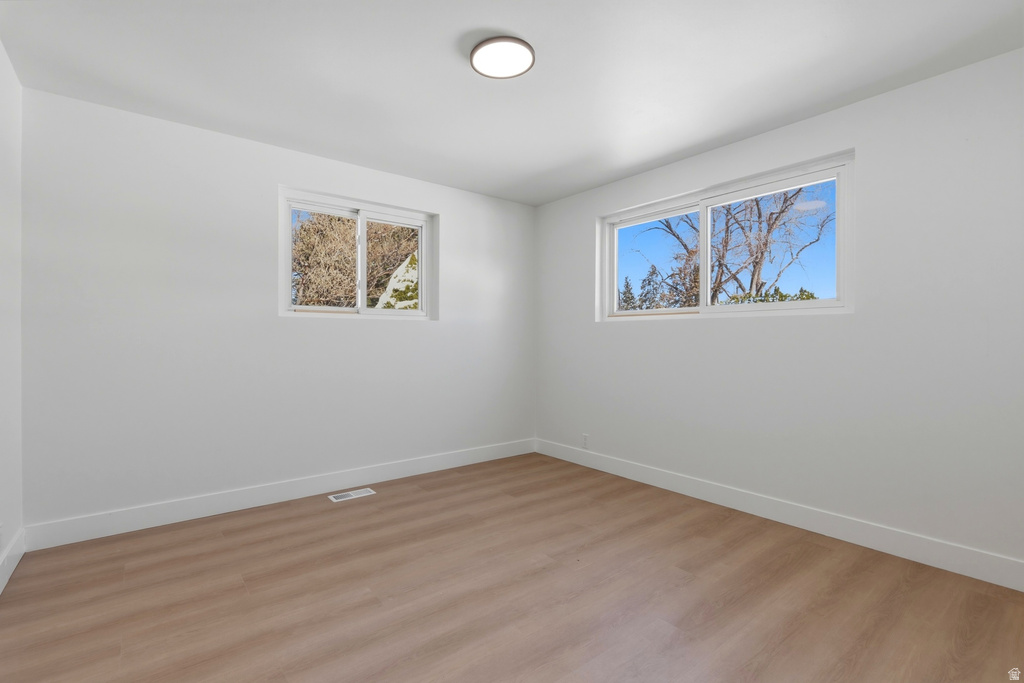 1358 E MAPLEWOOD DR Murray, UT 84121