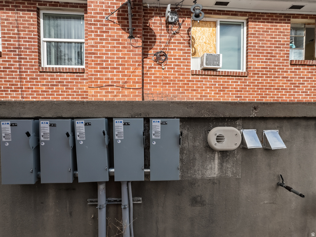 527 28TH ST Ogden, UT 84403