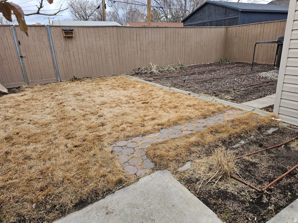 325 E BRYAN AVE Salt Lake City, UT 84115