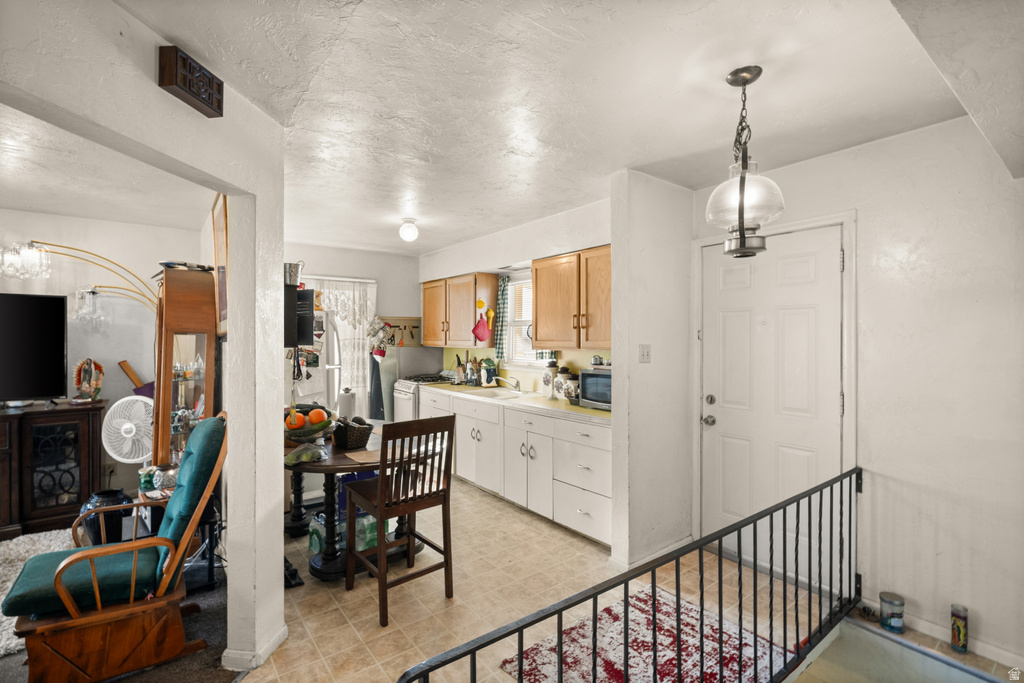 931 S 700 E Provo, UT 84606