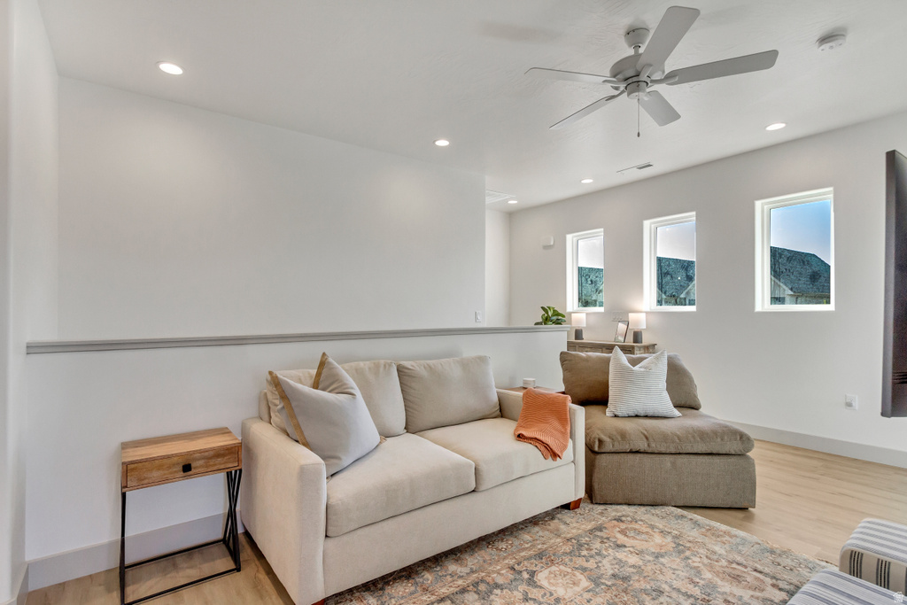 2420 SAGE DR #44 Santa Clara, UT 84765