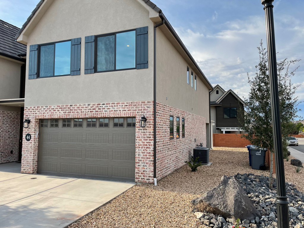 2420 SAGE DR #44 Santa Clara, UT 84765
