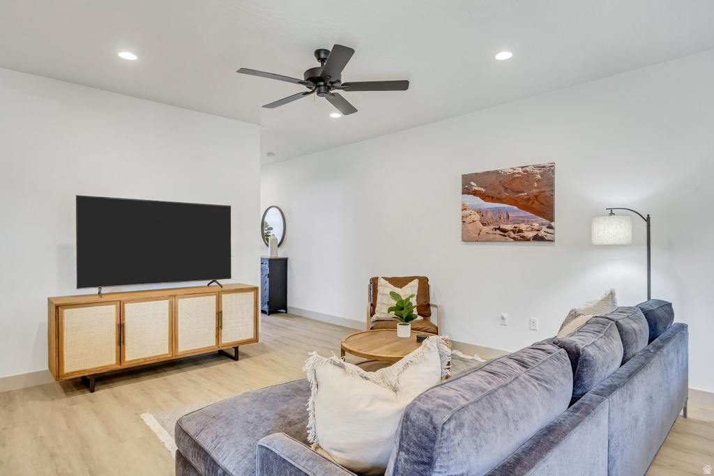 2420 SAGE DR #44 Santa Clara, UT 84765