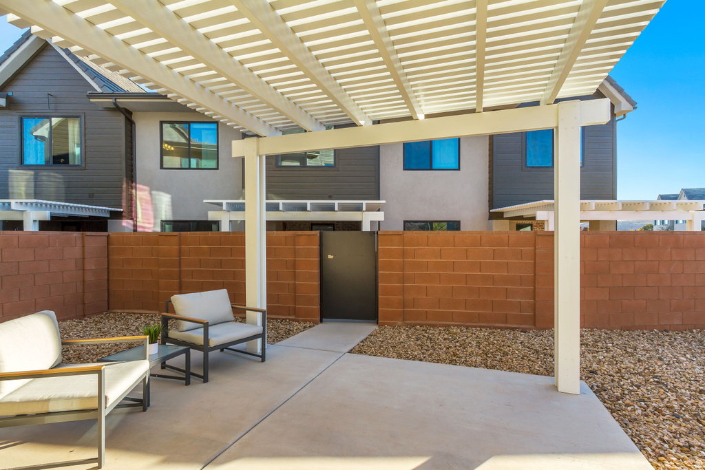 2420 SAGE DR #44 Santa Clara, UT 84765