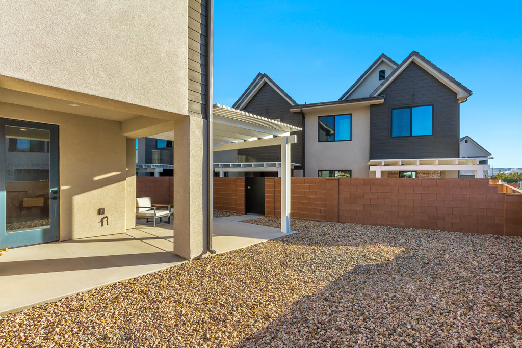 2420 SAGE DR #44 Santa Clara, UT 84765