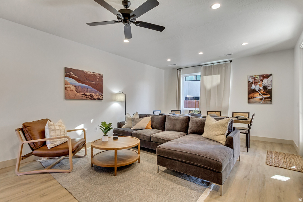 2420 SAGE DR #44 Santa Clara, UT 84765