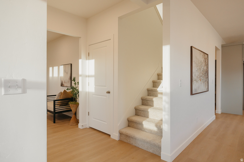 5215 S PARAMOUNT DR Riverdale, UT 84405