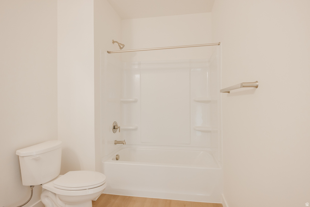 5215 S PARAMOUNT DR Riverdale, UT 84405