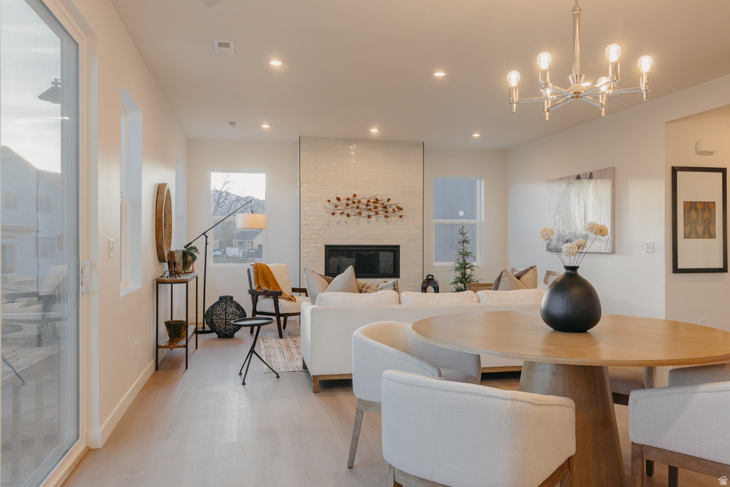 5215 S PARAMOUNT DR Riverdale, UT 84405