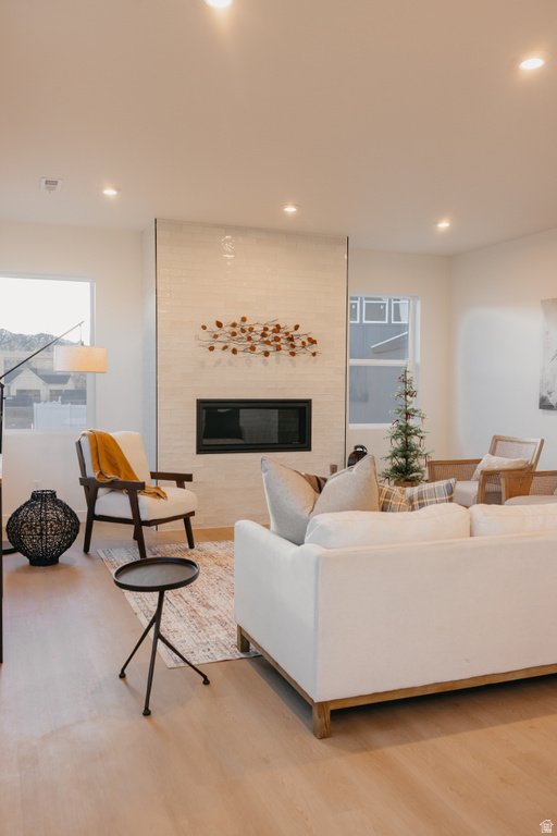 5215 S PARAMOUNT DR Riverdale, UT 84405