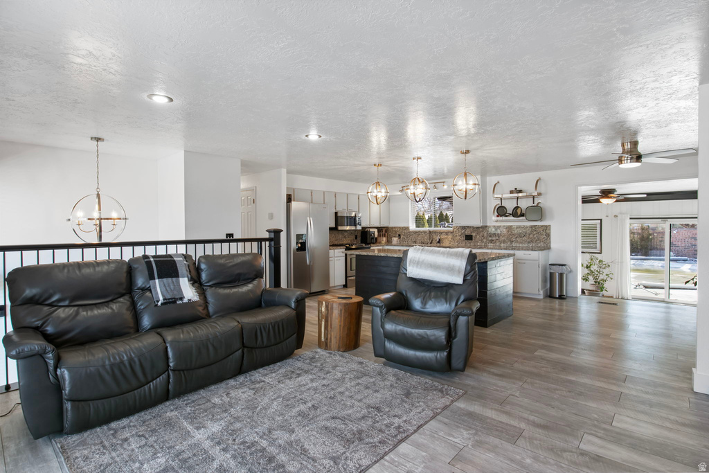 2569 W 5645 S Taylorsville, UT 84129