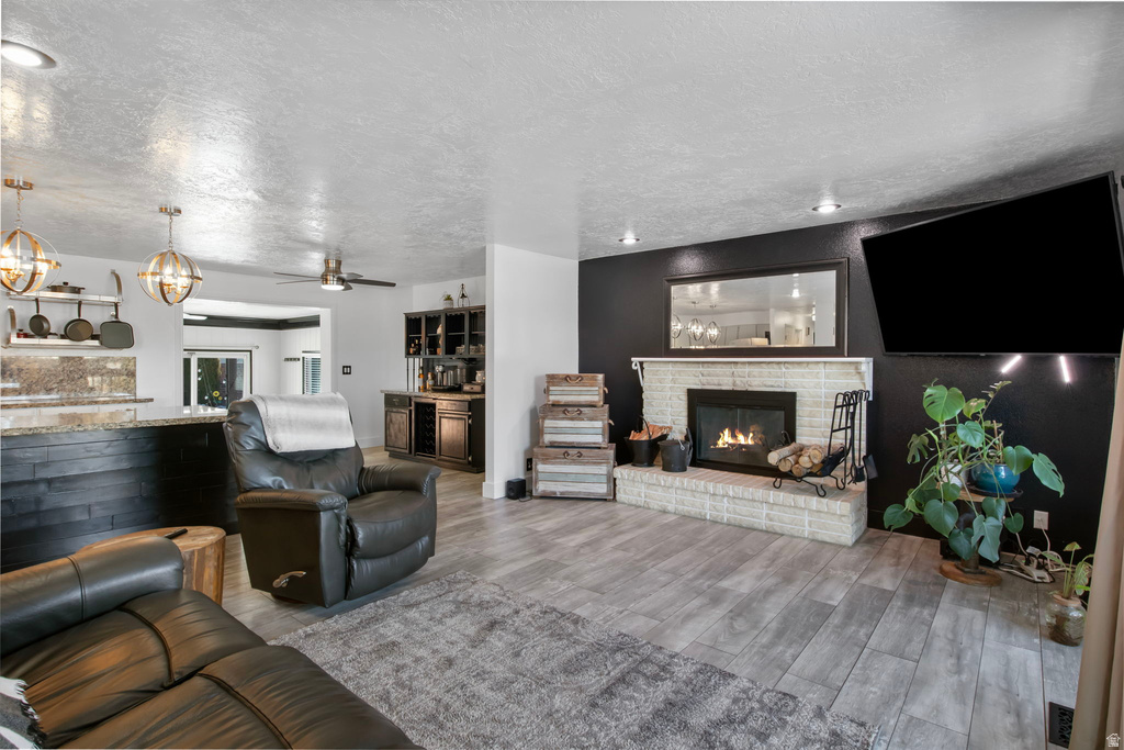 2569 W 5645 S Taylorsville, UT 84129