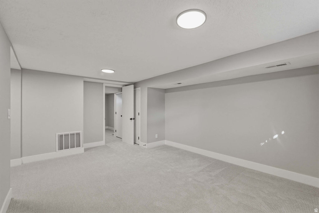 403 HIGHLAND DR Ogden, UT 84405