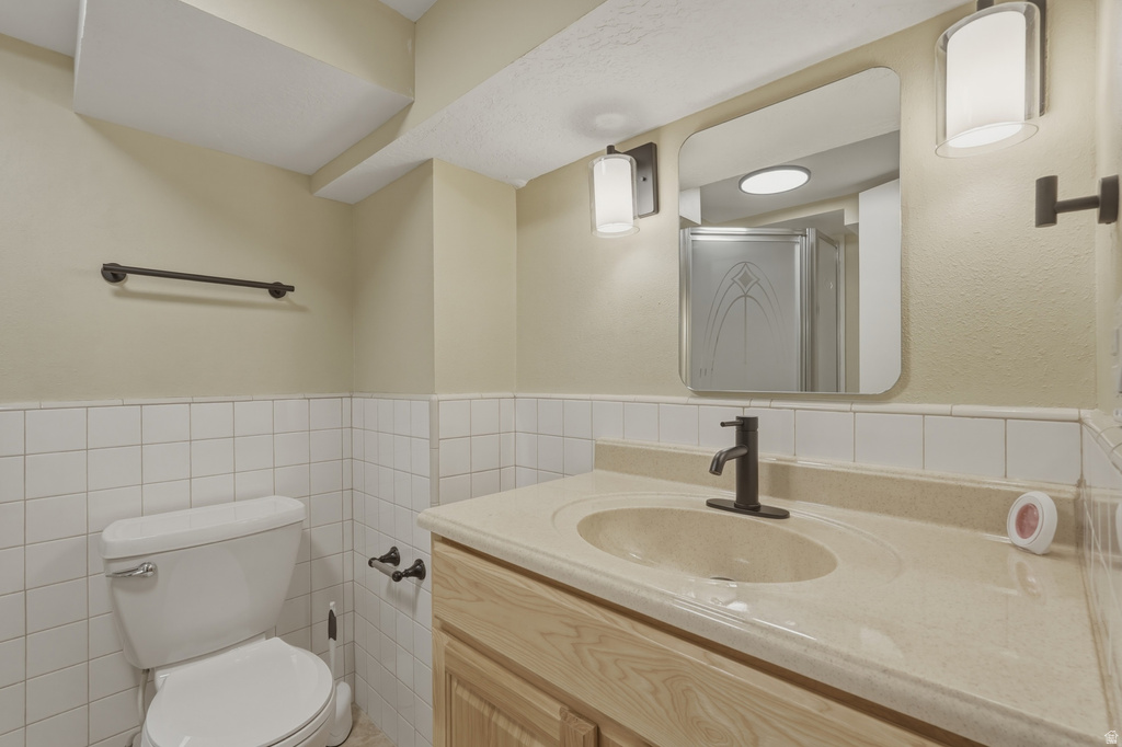 403 HIGHLAND DR Ogden, UT 84405