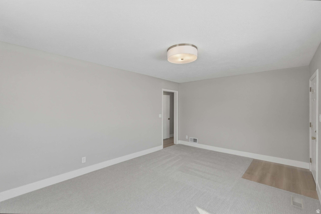 403 HIGHLAND DR Ogden, UT 84405