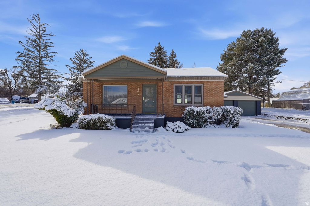 403 HIGHLAND DR Ogden, UT 84405