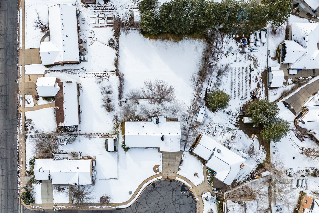 871 N POPLAR CIR Centerville, UT 84014