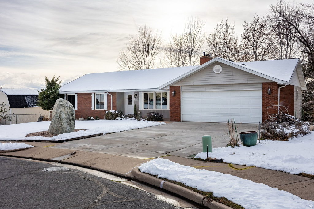 871 N POPLAR CIR Centerville, UT 84014