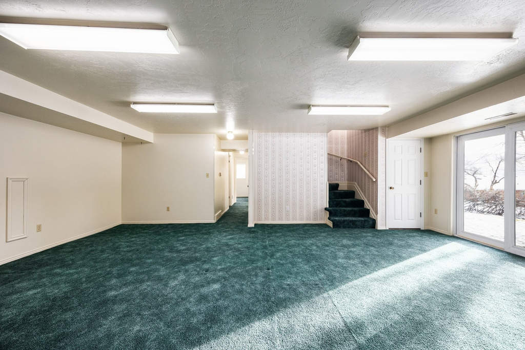 871 N POPLAR CIR Centerville, UT 84014