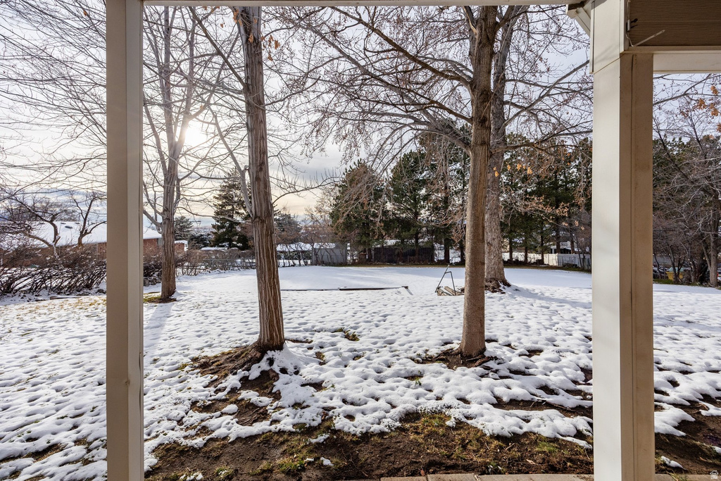 871 N POPLAR CIR Centerville, UT 84014