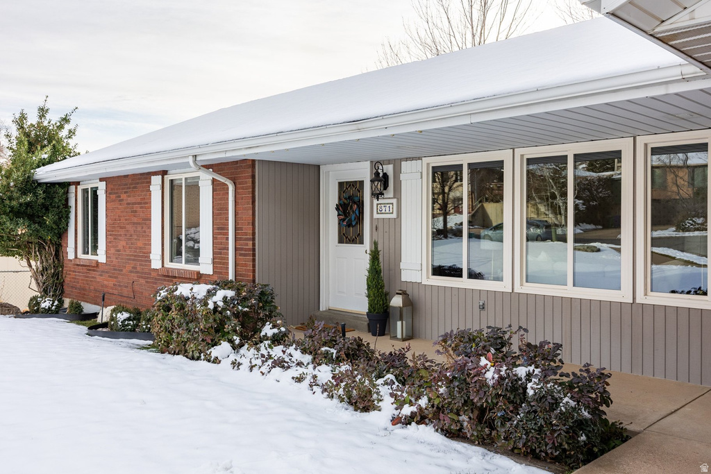 871 N POPLAR CIR Centerville, UT 84014