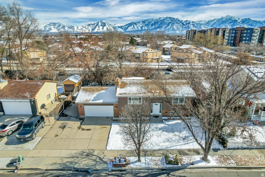 3995 S 1950 W. ST West Valley City, UT 84119