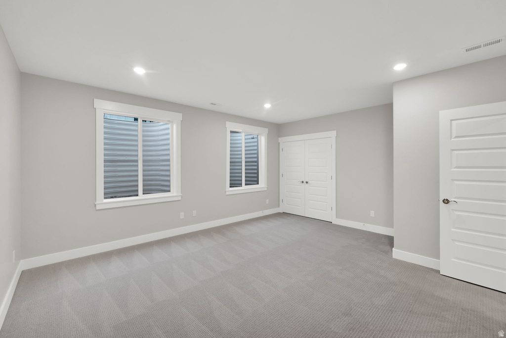 2098 W NICHOLAS FARM LN South Jordan, UT 84095