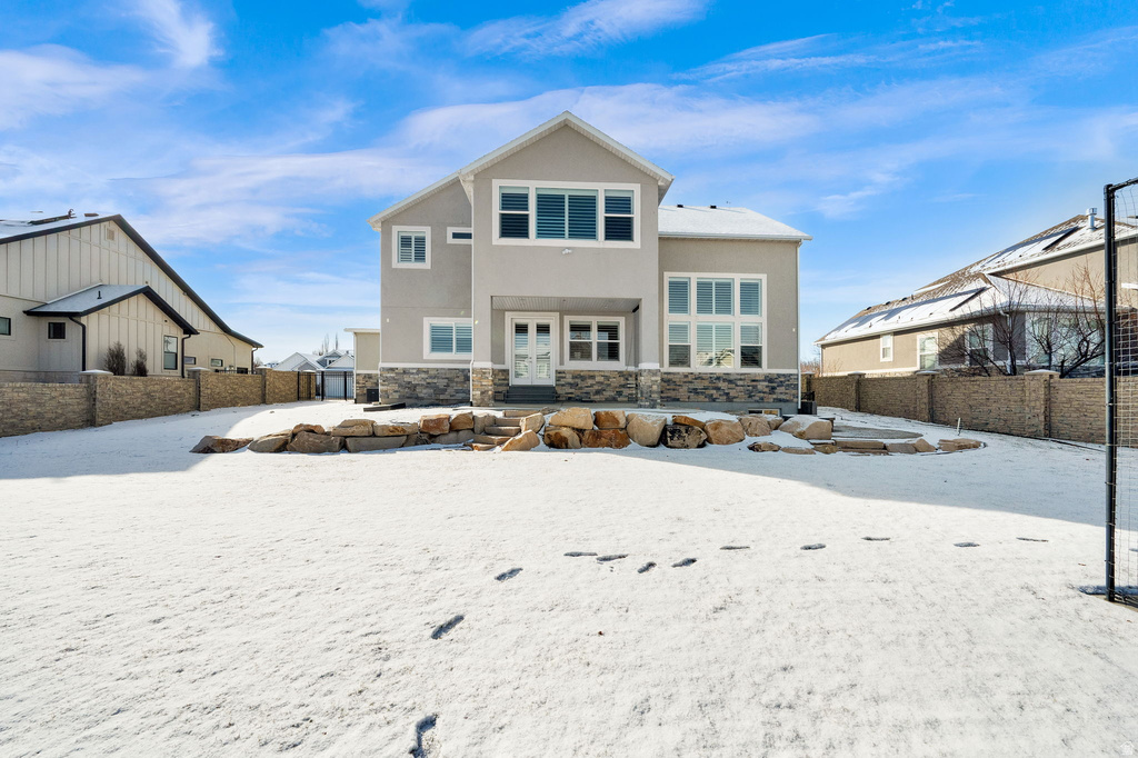 2098 W NICHOLAS FARM LN South Jordan, UT 84095