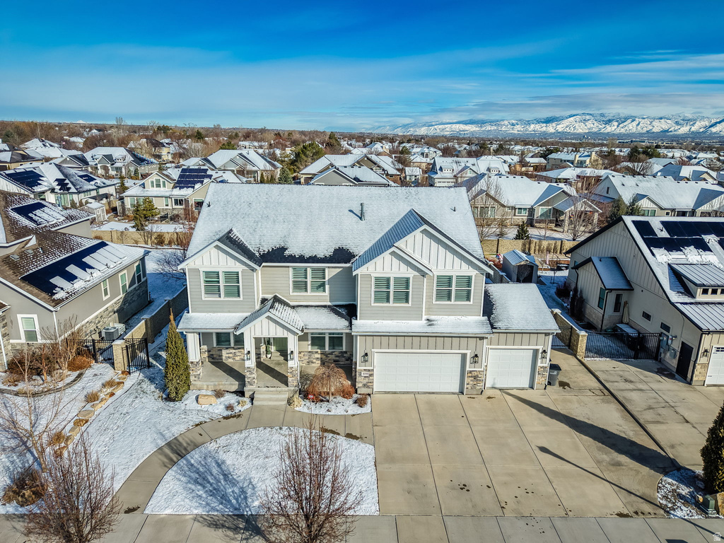 2098 W NICHOLAS FARM LN South Jordan, UT 84095