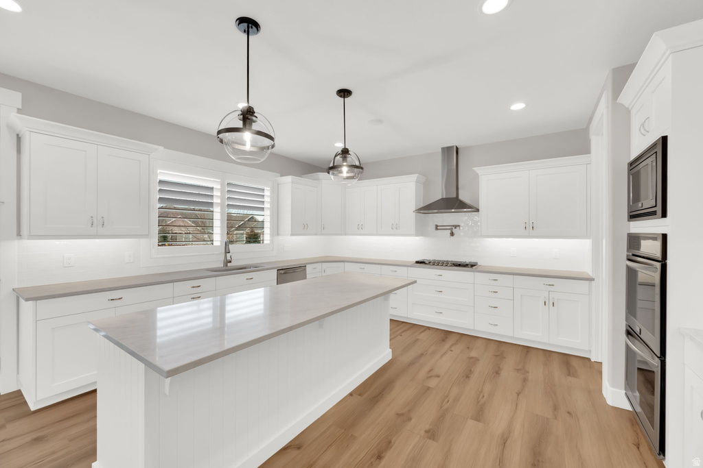 2098 W NICHOLAS FARM LN South Jordan, UT 84095