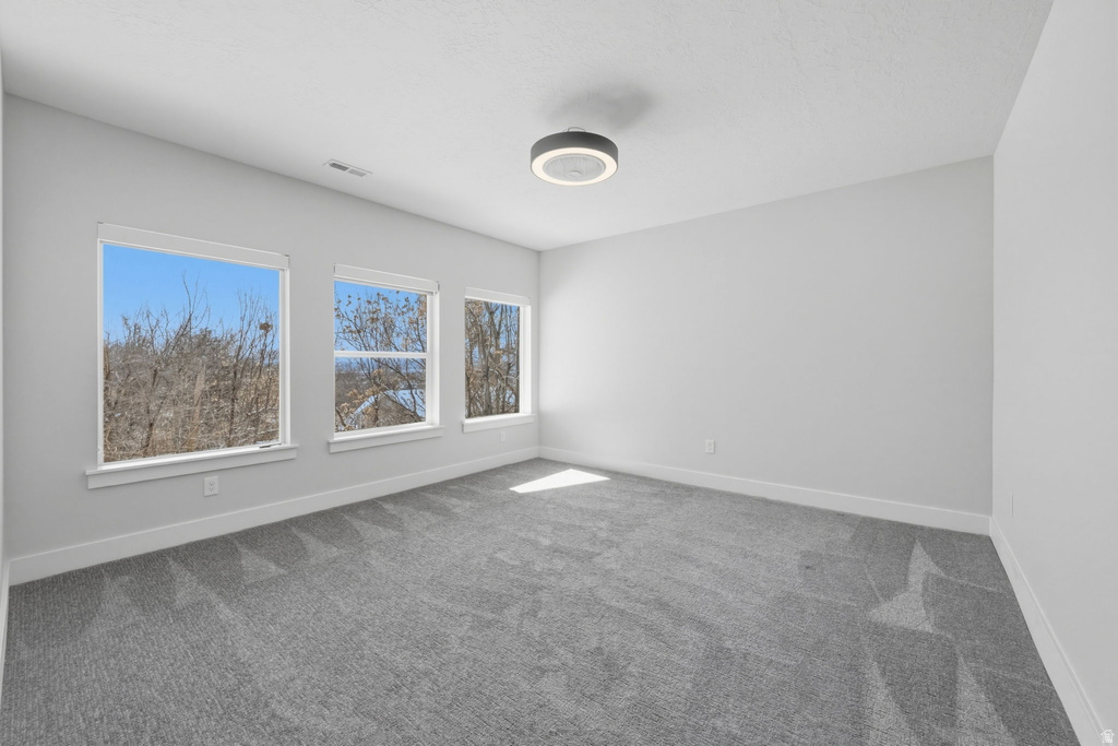 68 E COLUMBUS CT Salt Lake City, UT 84103