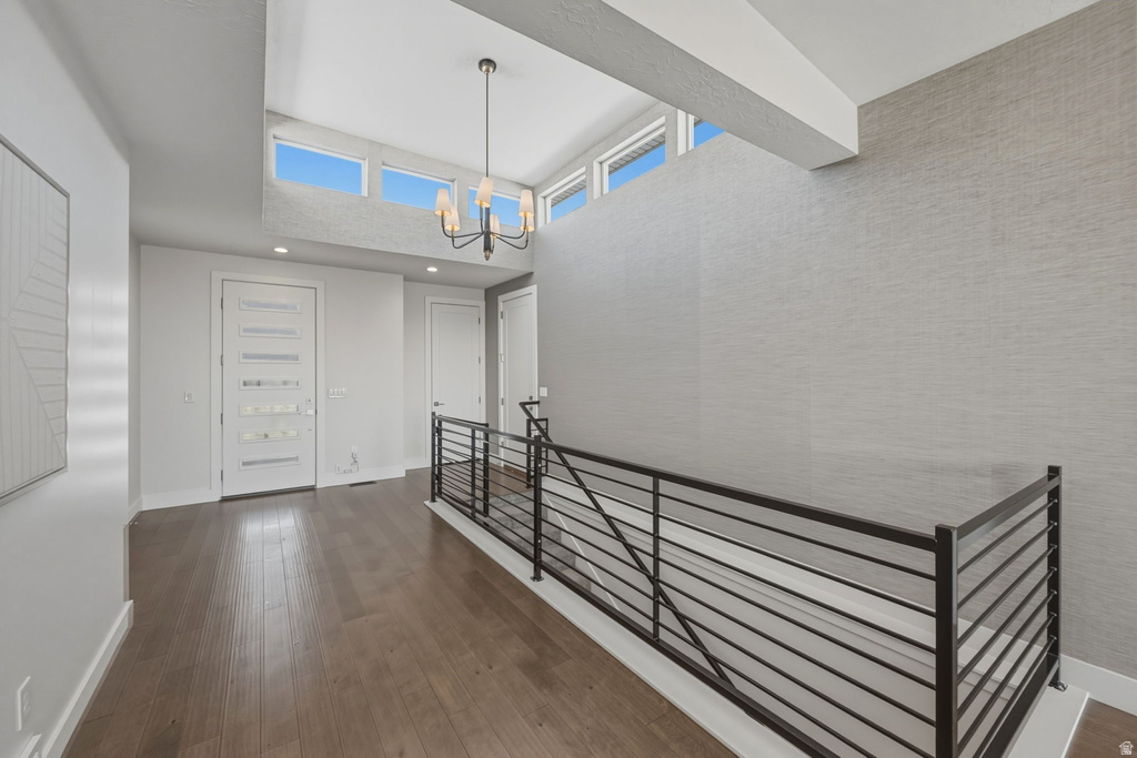 68 E COLUMBUS CT Salt Lake City, UT 84103