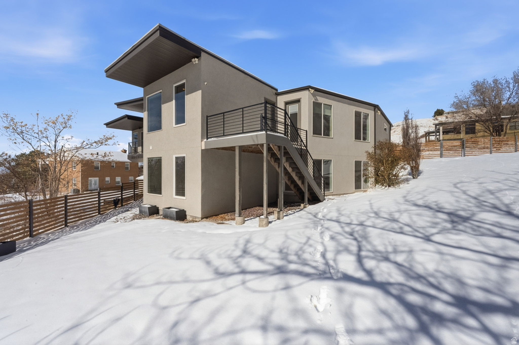 68 E COLUMBUS CT Salt Lake City, UT 84103