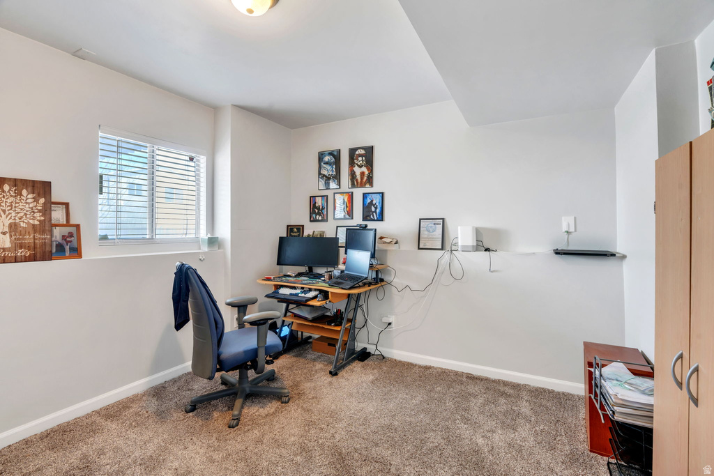 5166 W TICKLEGRASS DR West Jordan, UT 84081