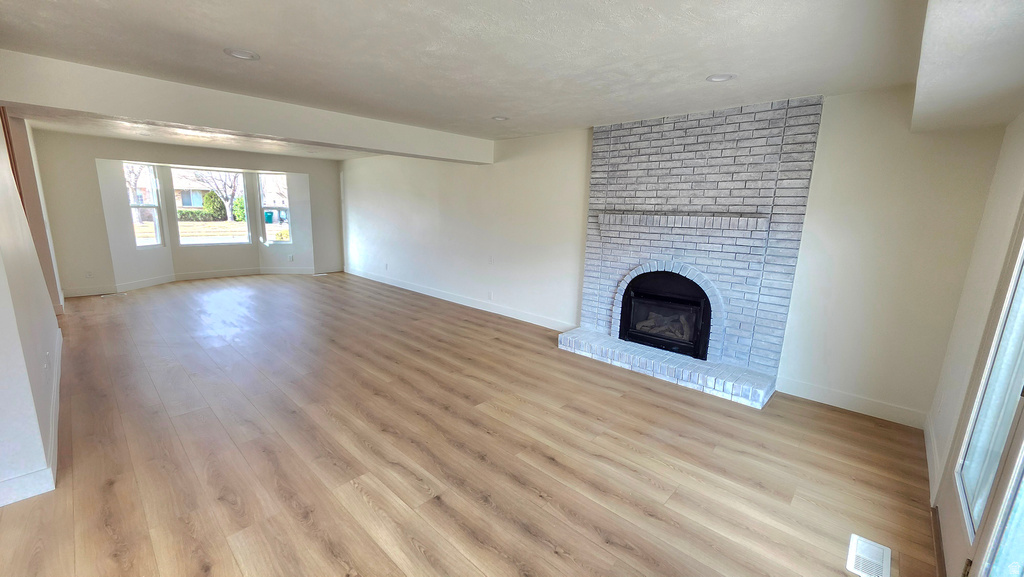 9039 S 1660 E Sandy, UT 84093