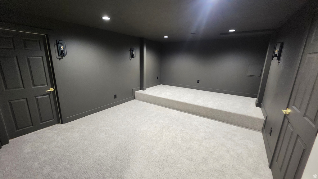 9039 S 1660 E Sandy, UT 84093