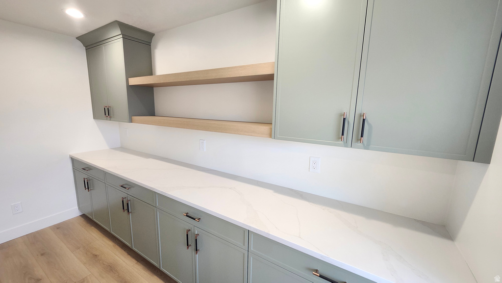 9039 S 1660 E Sandy, UT 84093