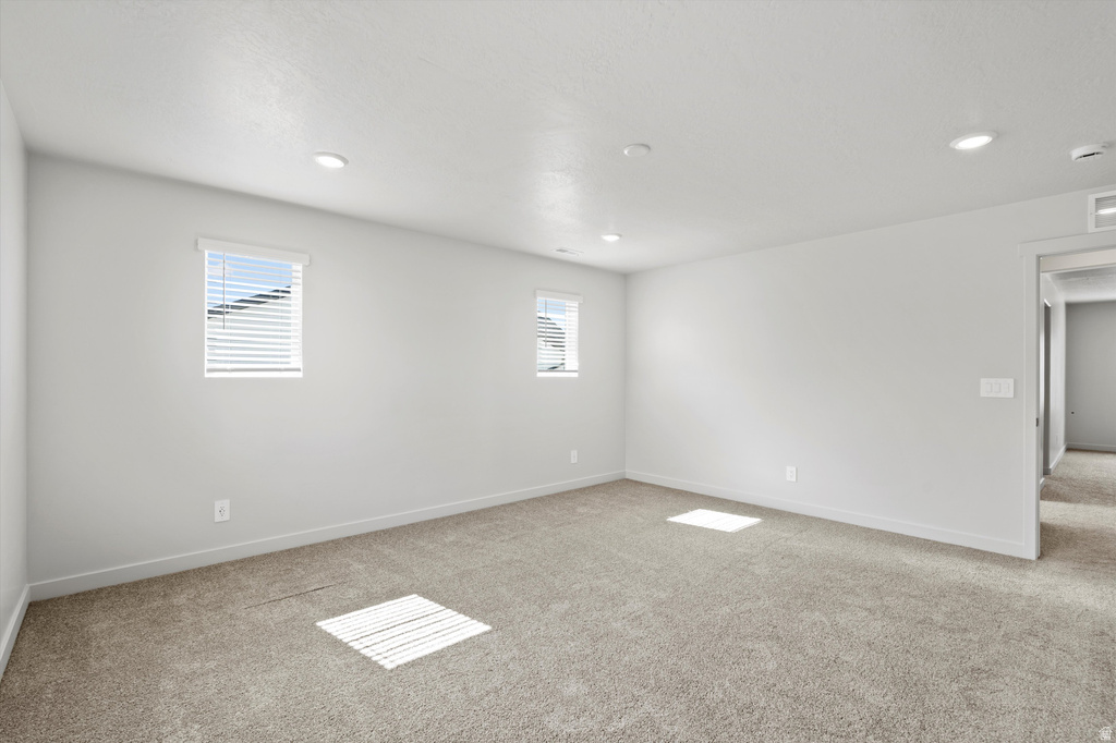 323 W 630 N #16 Tooele, UT 84074