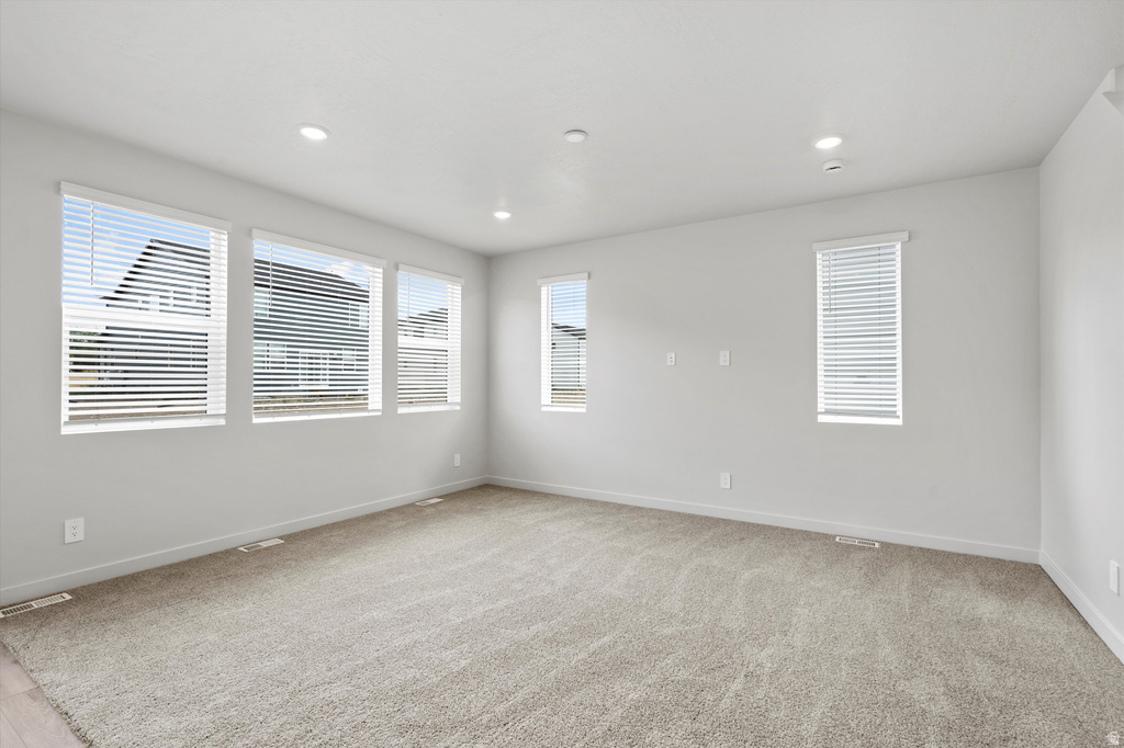 323 W 630 N #16 Tooele, UT 84074