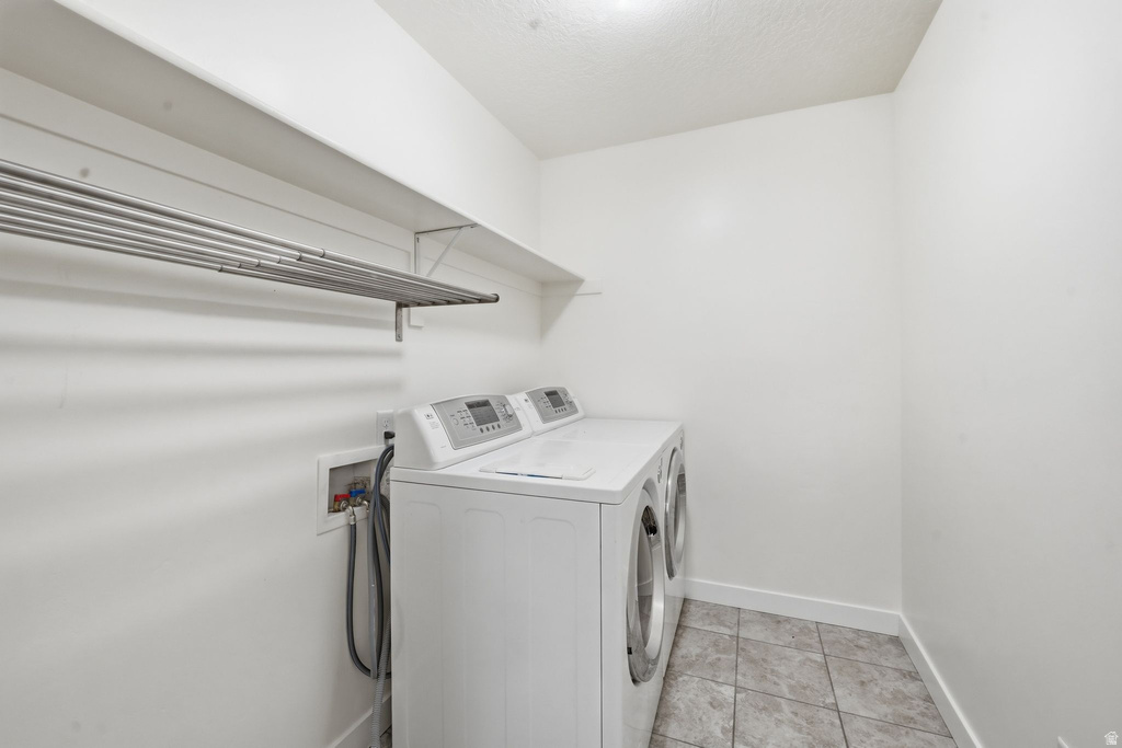 834 W DAYLIGHT DRIVE DR Bluffdale, UT 84065