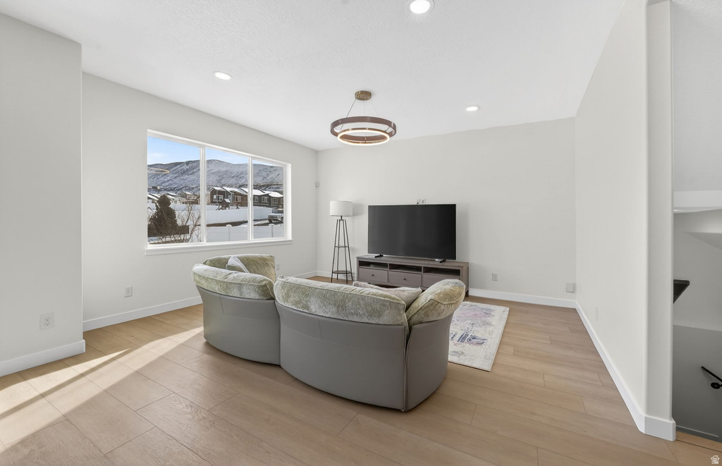 834 W DAYLIGHT DRIVE DR Bluffdale, UT 84065