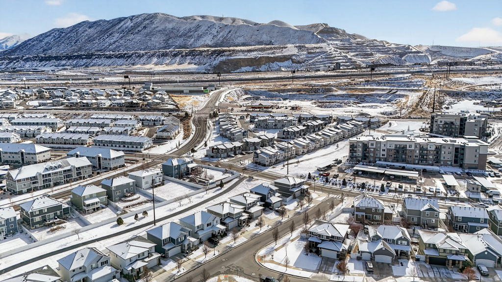 834 W DAYLIGHT DRIVE DR Bluffdale, UT 84065