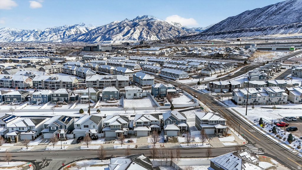 834 W DAYLIGHT DRIVE DR Bluffdale, UT 84065