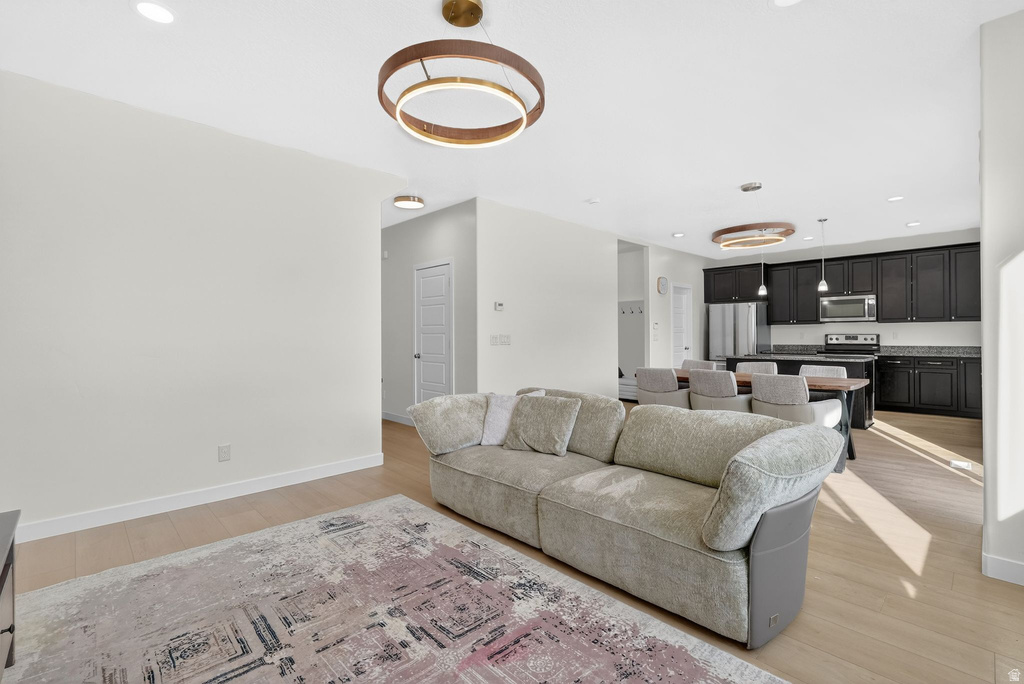 834 W DAYLIGHT DRIVE DR Bluffdale, UT 84065