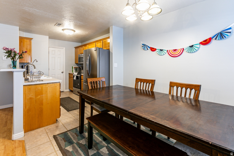 3878 W SAGE WILLOW DR South Jordan, UT 84009